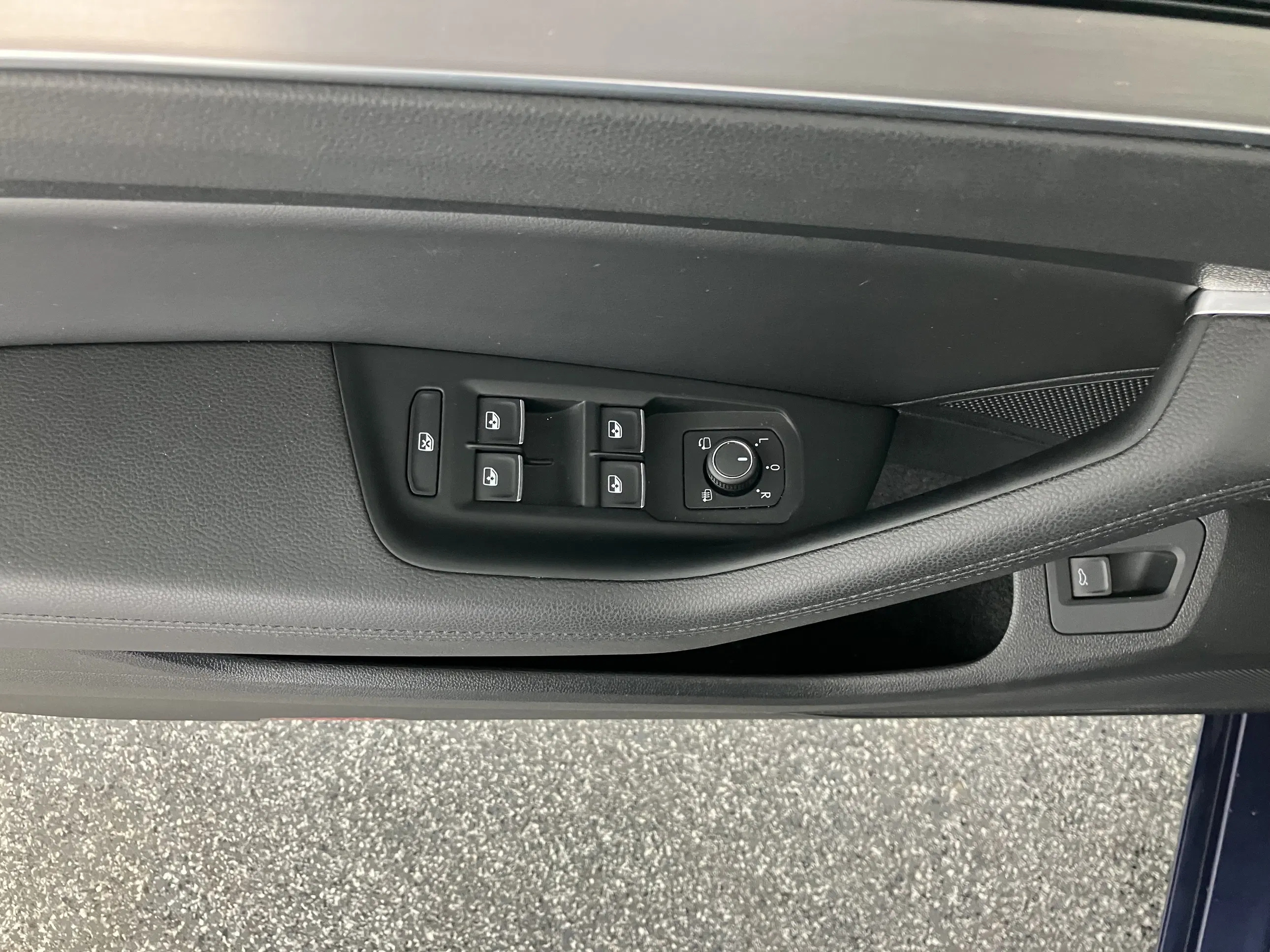 VW Passat 1.6 TDI BMT Highline | Bild 5 von 30