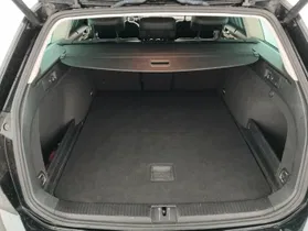 VW Passat Variant Highline TDI SCR DSG | Thumbnail 10 von 24