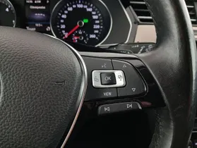 VW Passat Variant Highline TDI SCR DSG | Thumbnail 12 von 24