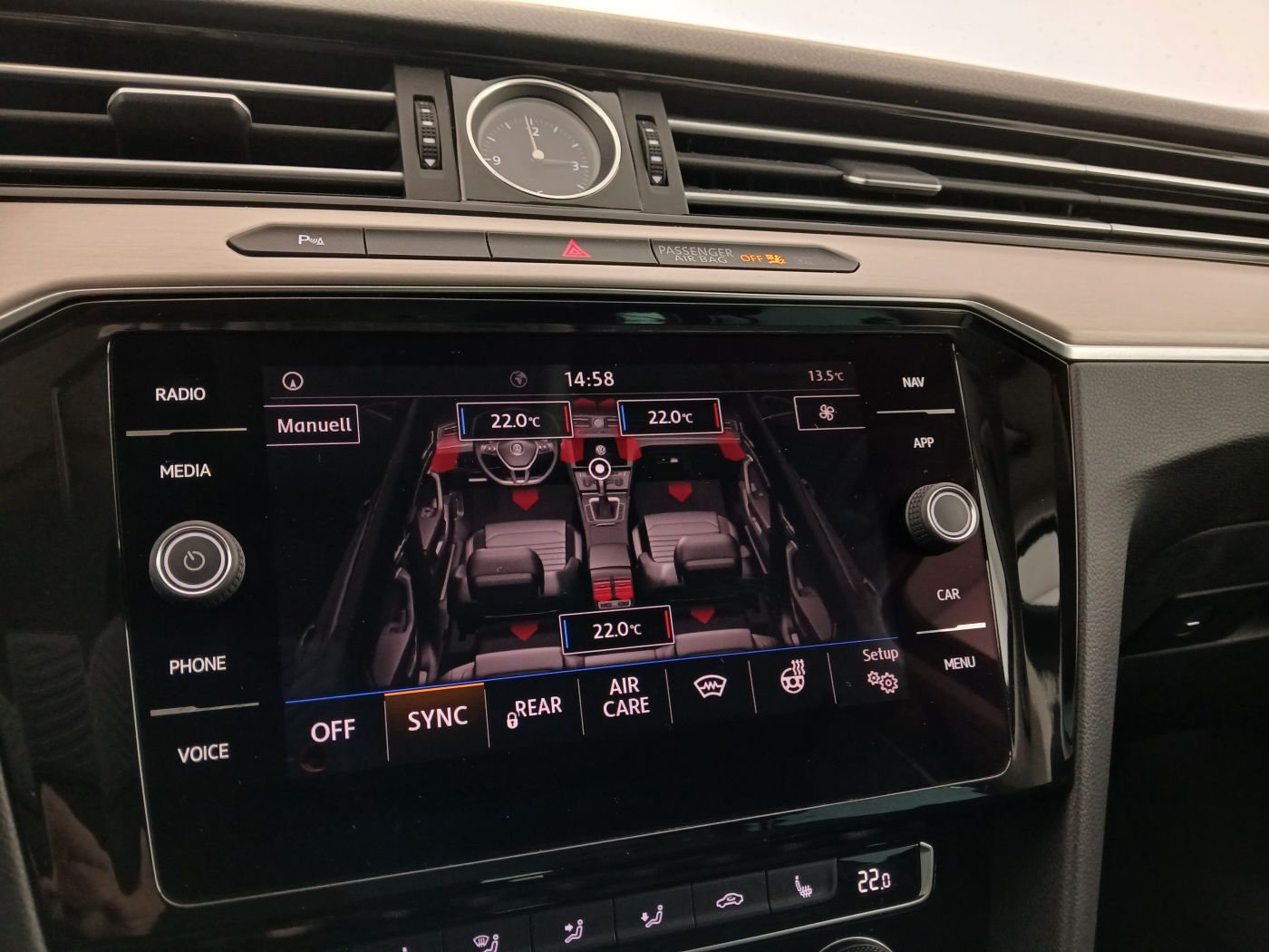 VW Passat Variant Highline TDI SCR DSG | Bild 19 von 24
