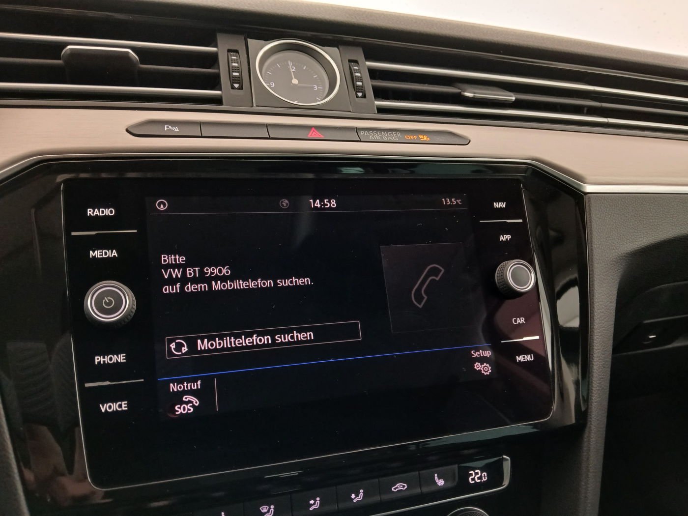 VW Passat Variant Highline TDI SCR DSG | Bild 22 von 24