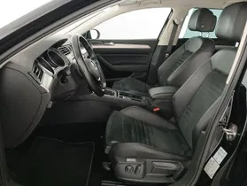 VW Passat Variant Highline TDI SCR DSG | Thumbnail 3 von 24