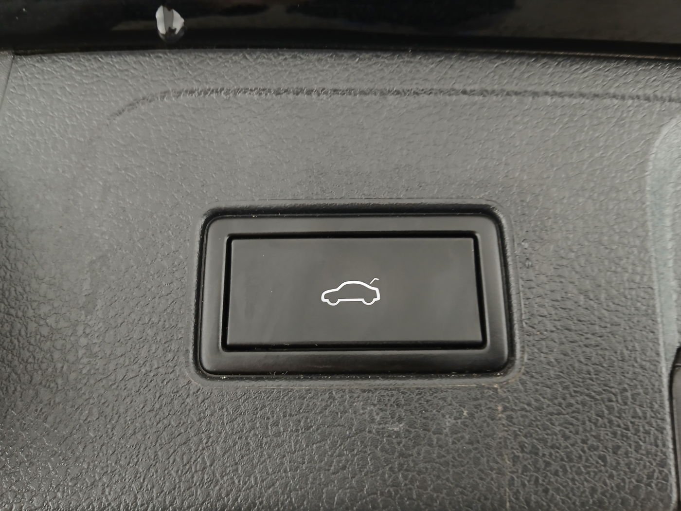 VW Passat Variant Highline TDI SCR DSG | Bild 9 von 24