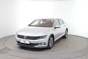 VW Passat 1.6 TDI BMT Comfortline | Thumbnail 2 von 29
