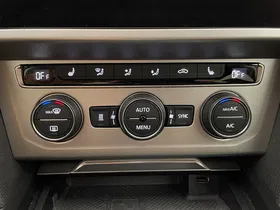 VW Passat 1.6 TDI BMT Comfortline | Thumbnail 23 von 29