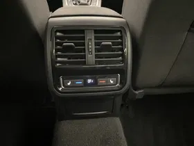 VW Passat 1.6 TDI BMT Comfortline | Thumbnail 26 von 29