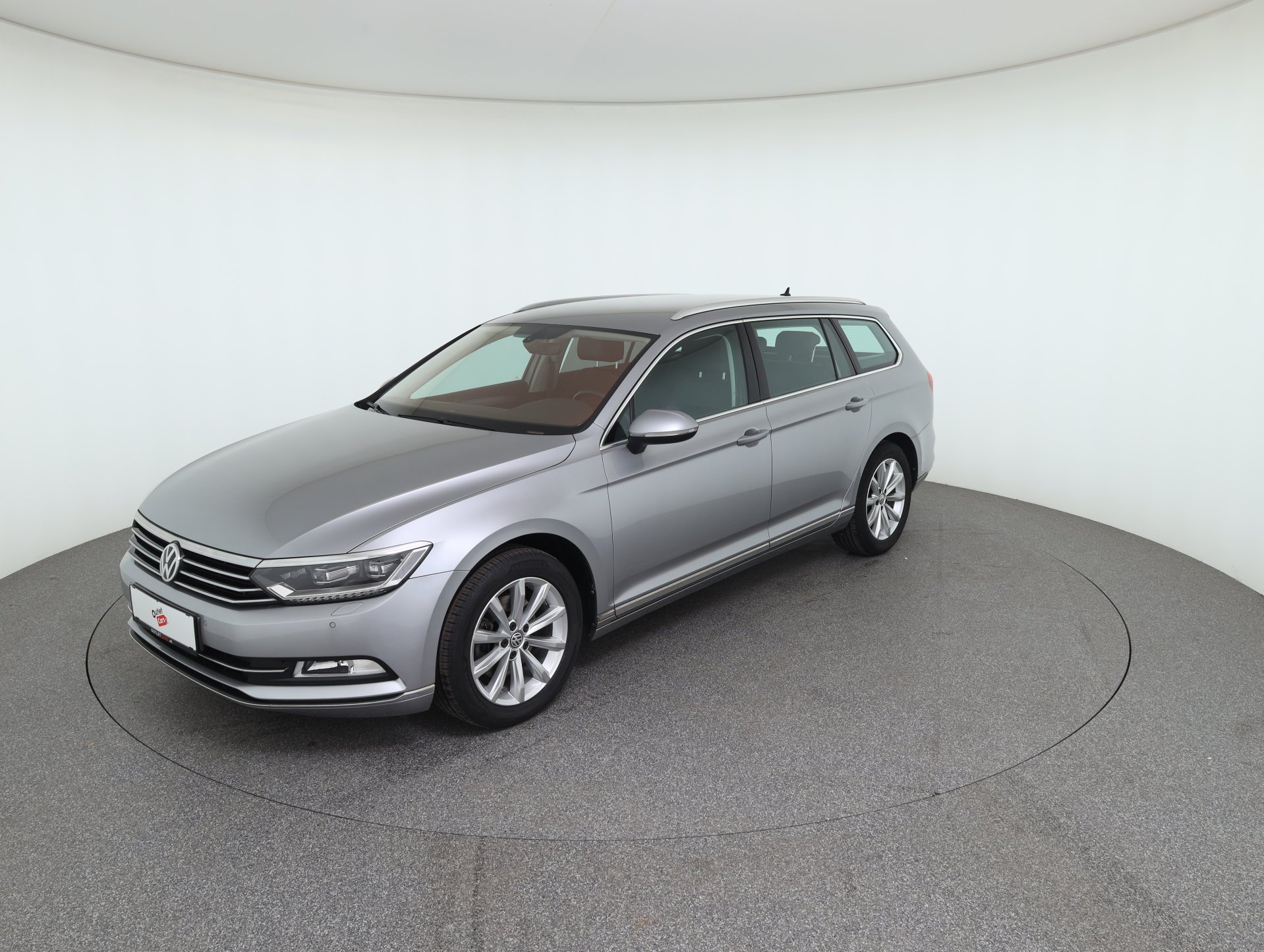 VW Passat Variant 1.6 TDI BMT Highline | Bild 2 von 31