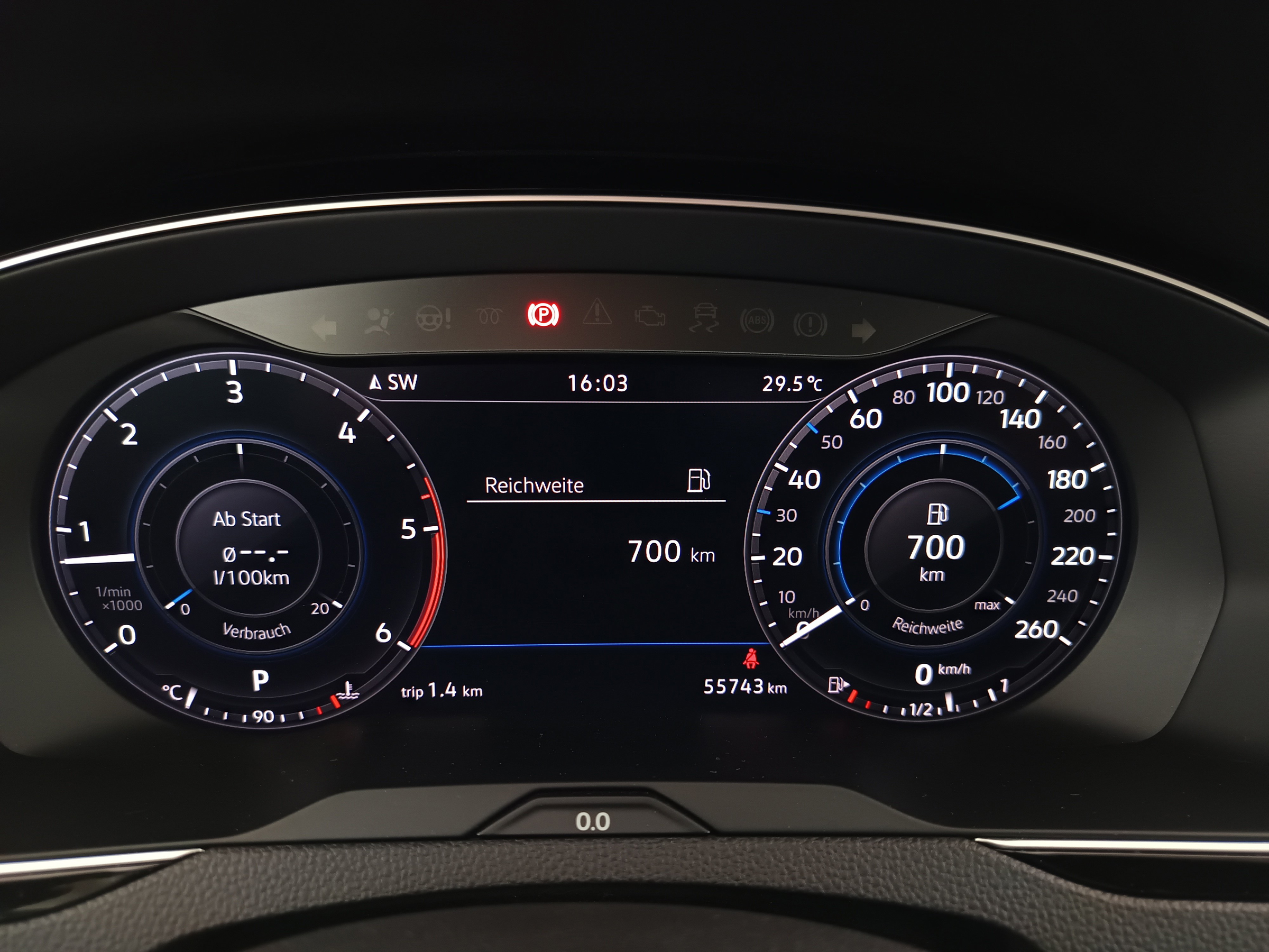 VW Passat Variant 1.6 TDI BMT Highline | Bild 16 von 31