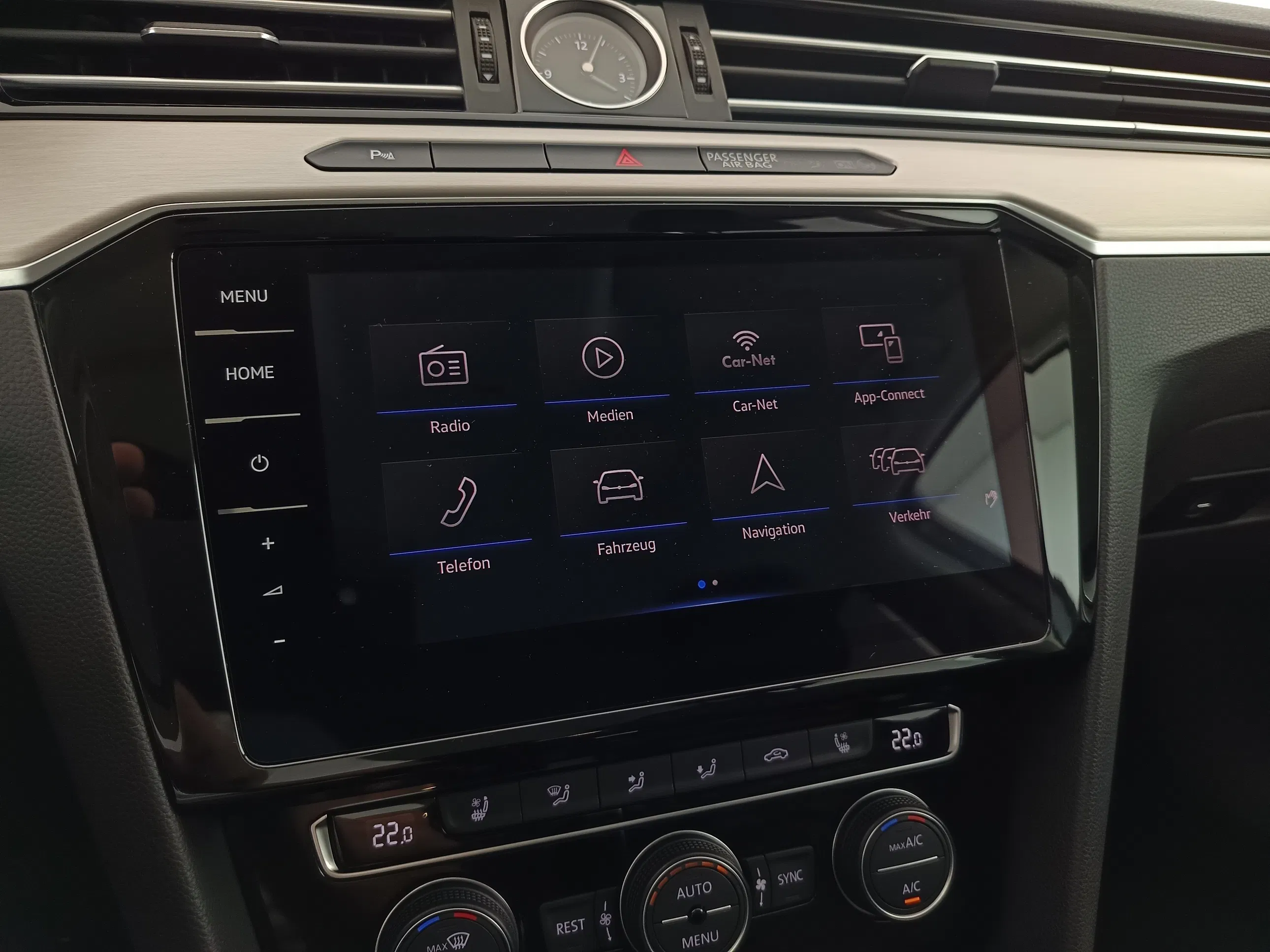 VW Passat Variant 1.6 TDI BMT Highline | Bild 20 von 31