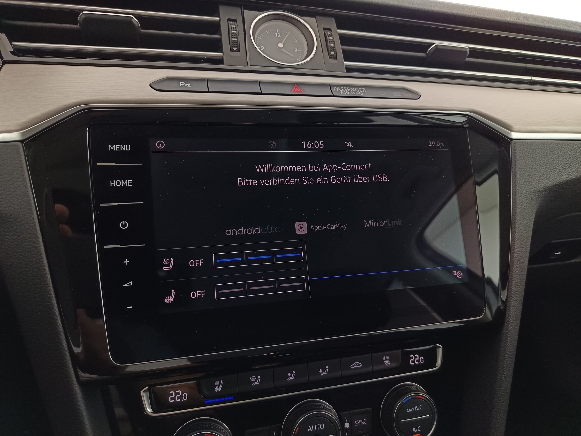 VW Passat Variant 1.6 TDI BMT Highline | Bild 27 von 31