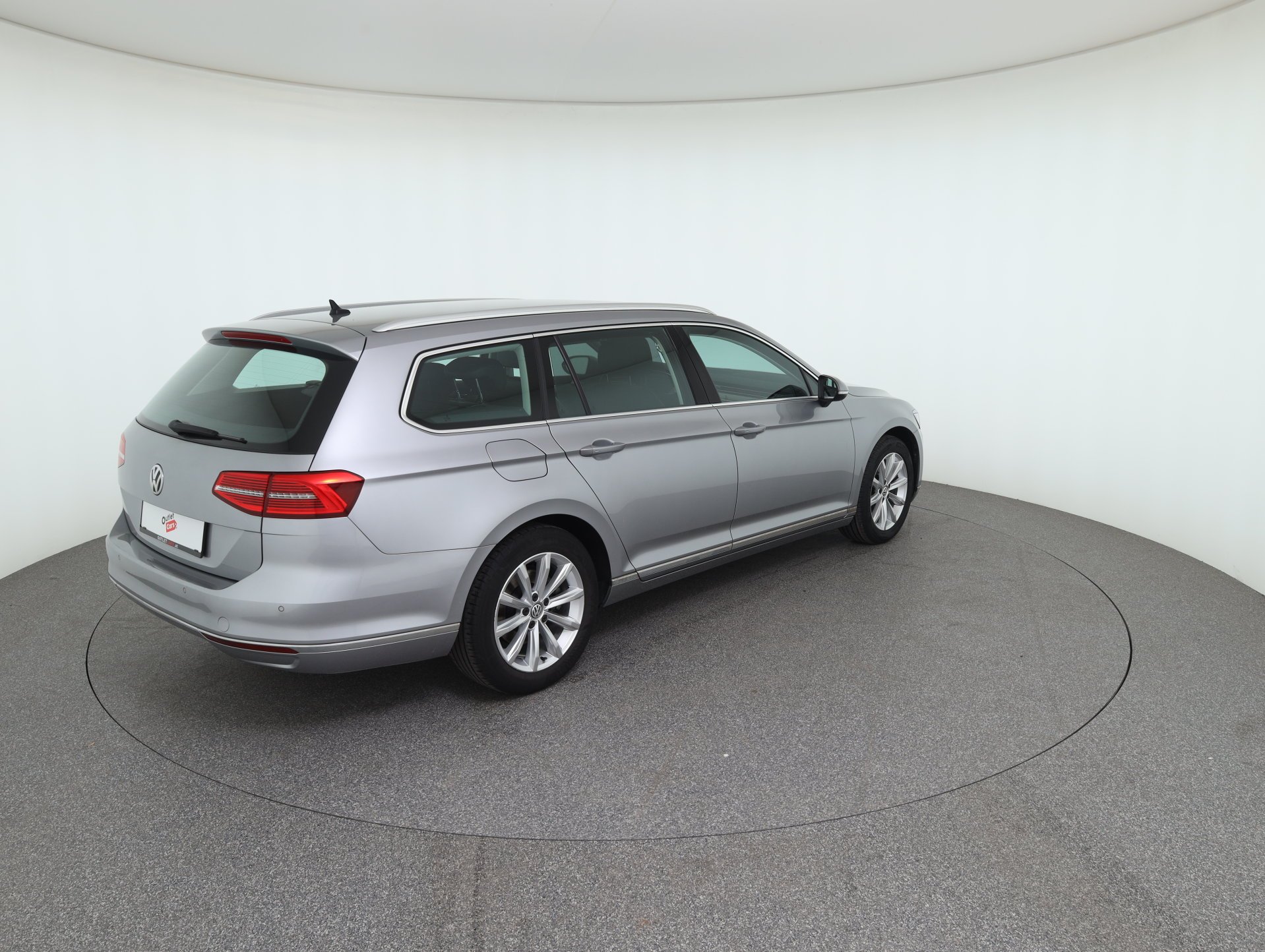 VW Passat Variant 1.6 TDI BMT Highline | Bild 6 von 31