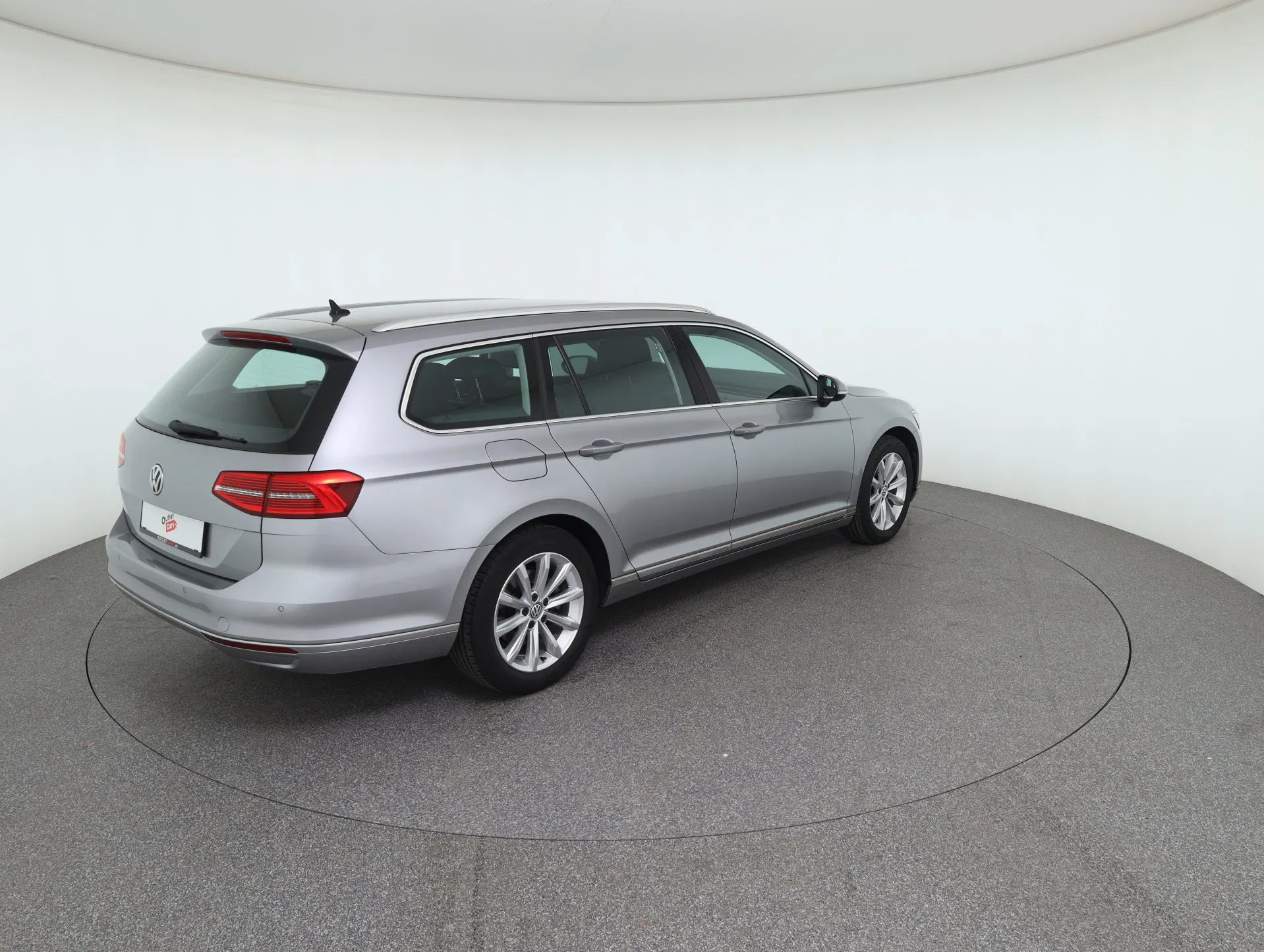 VW Passat Variant 1.6 TDI BMT Highline | Bild 6 von 31
