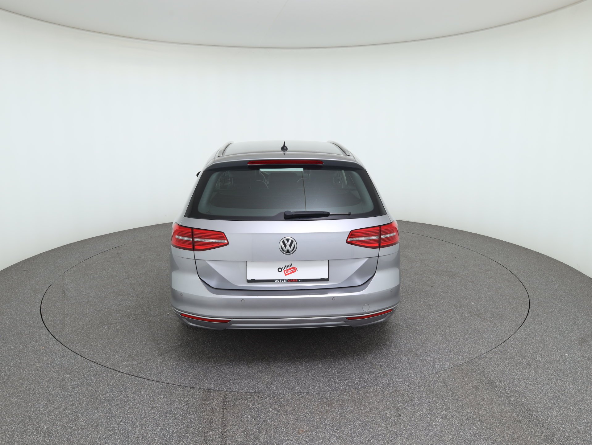 VW Passat Variant 1.6 TDI BMT Highline | Bild 7 von 31