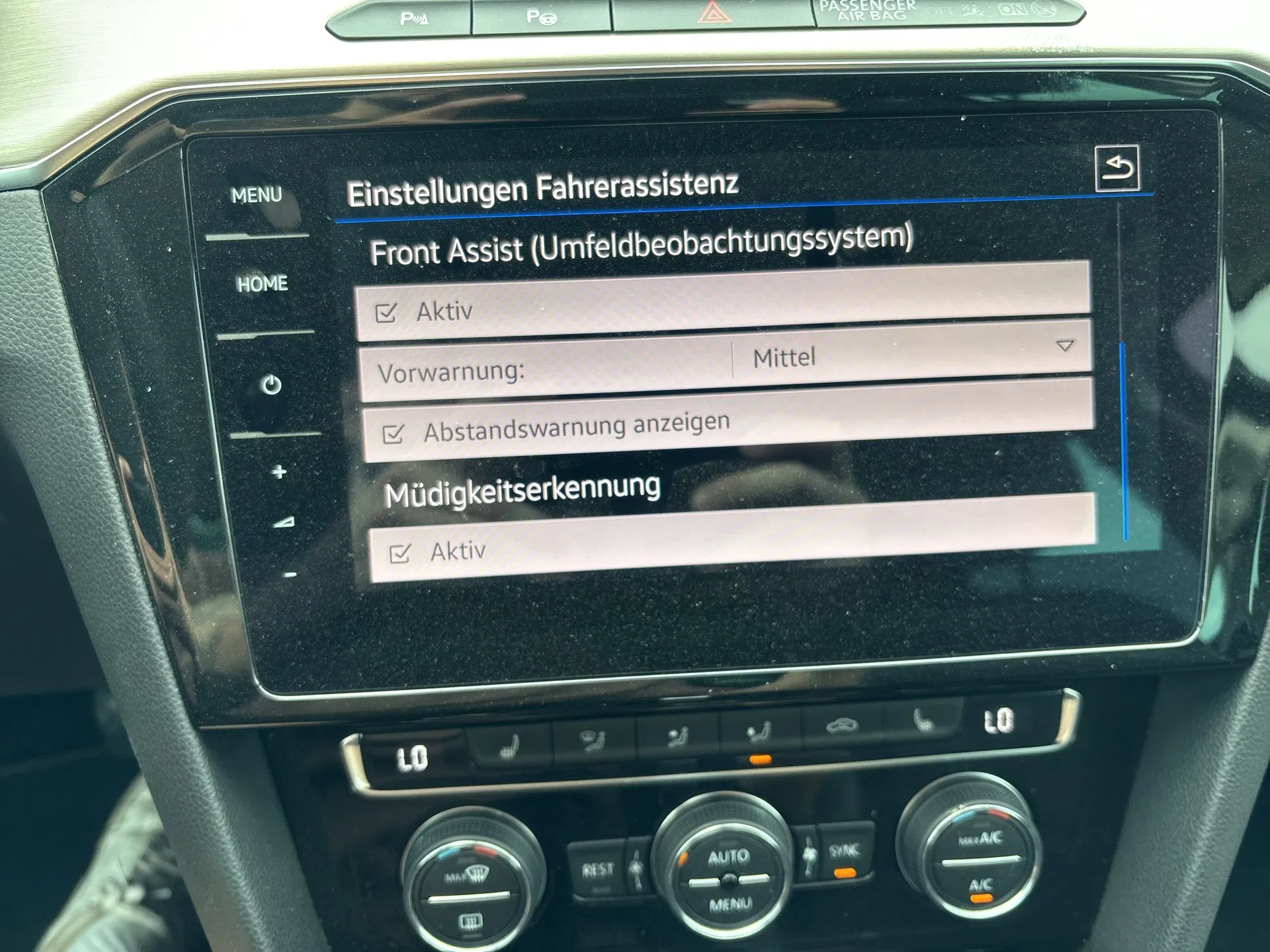 VW Passat Variant 2.0 TDI BMT Highline | Bild 16 von 31