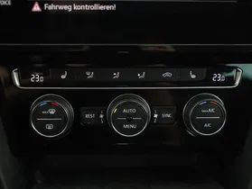VW Passat Variant 2.0 TDI BMT Elegance | Thumbnail 22 von 29