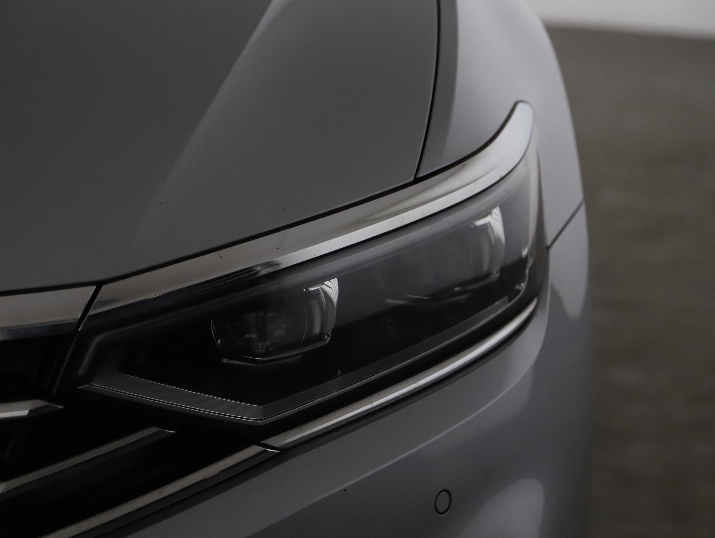 VW Passat Variant 2.0 TDI BMT Elegance | Bild 29 von 29