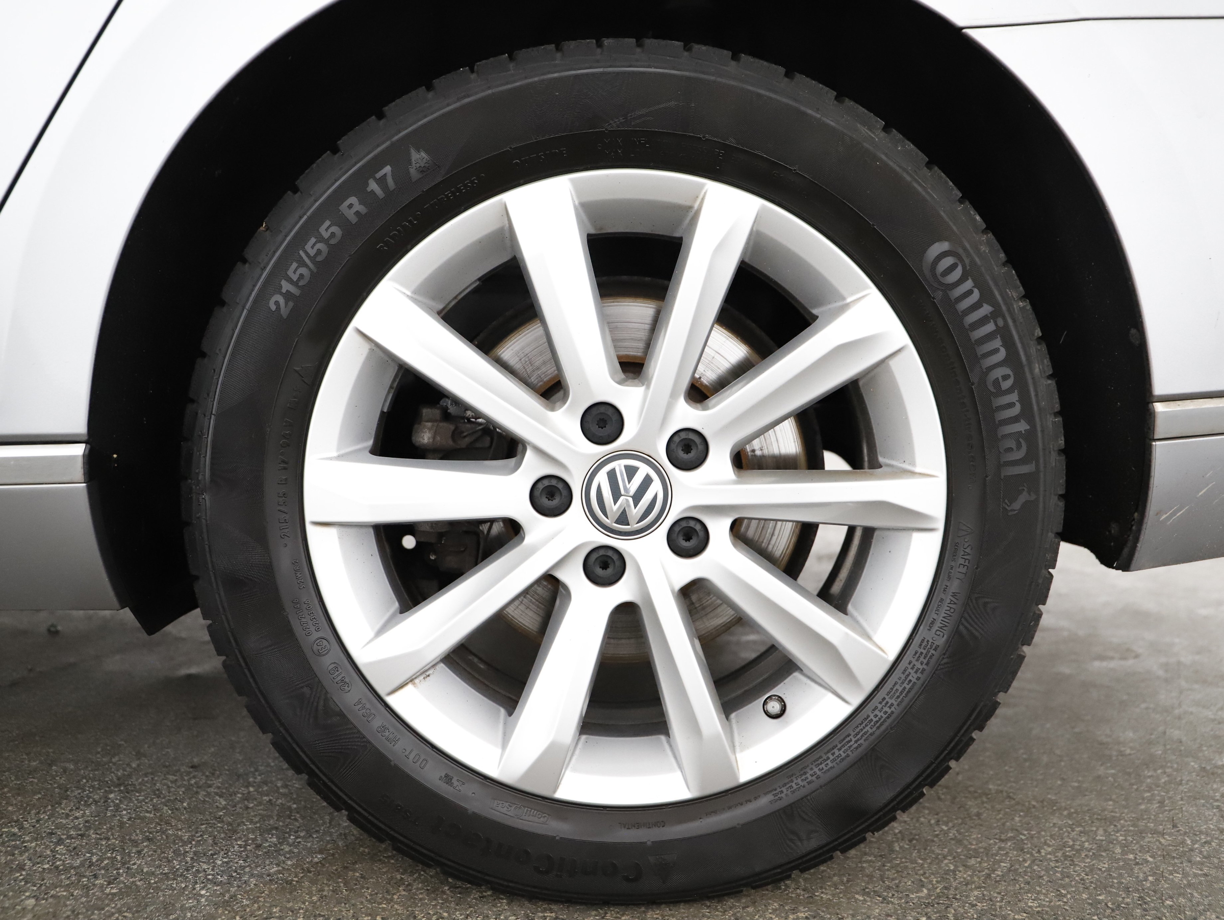 VW Passat Variant 2.0 TDI BMT Elegance | Bild 9 von 29