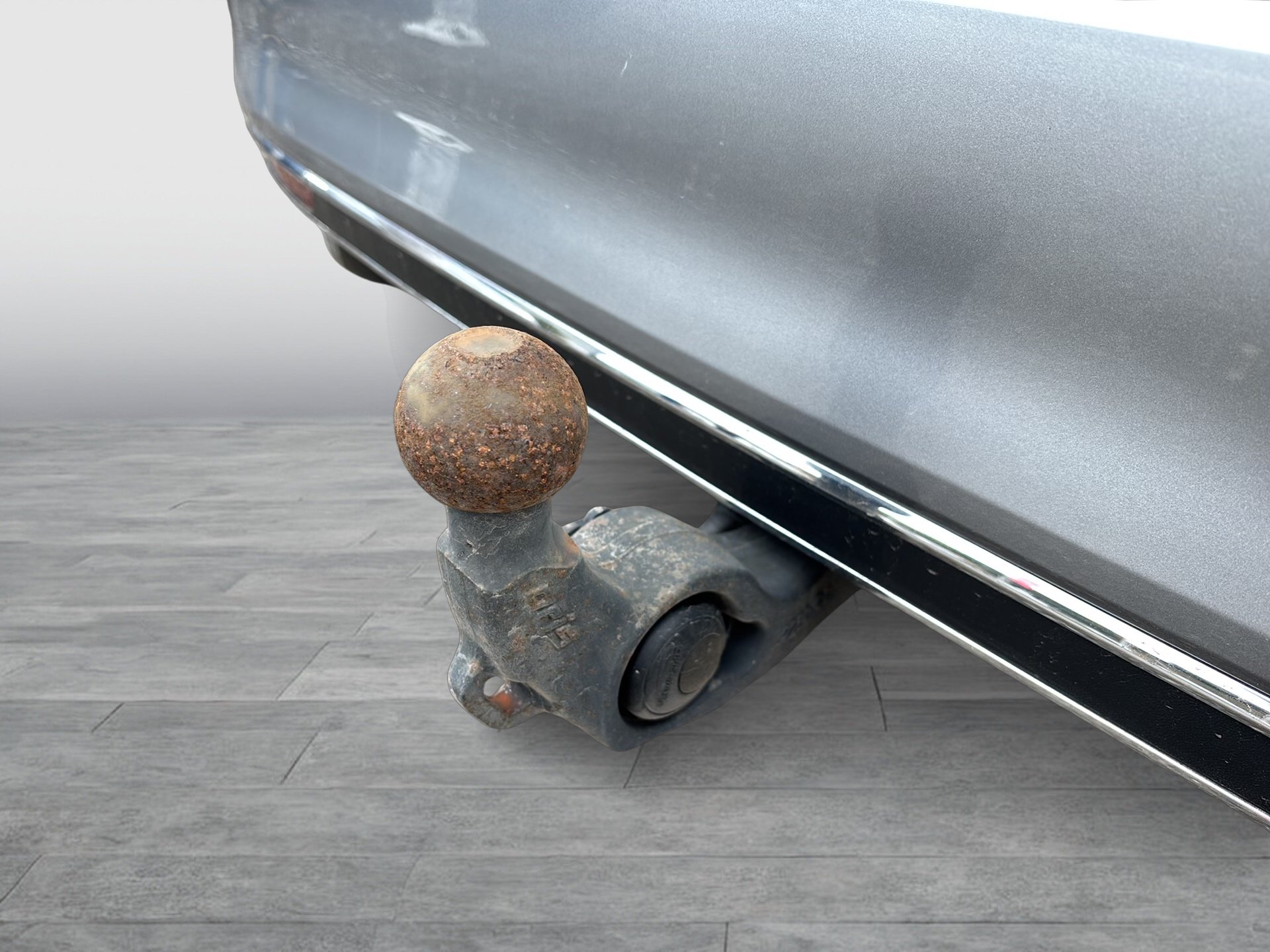 VW Passat Variant 2.0 TDI BMT Elegance | Bild 27 von 31