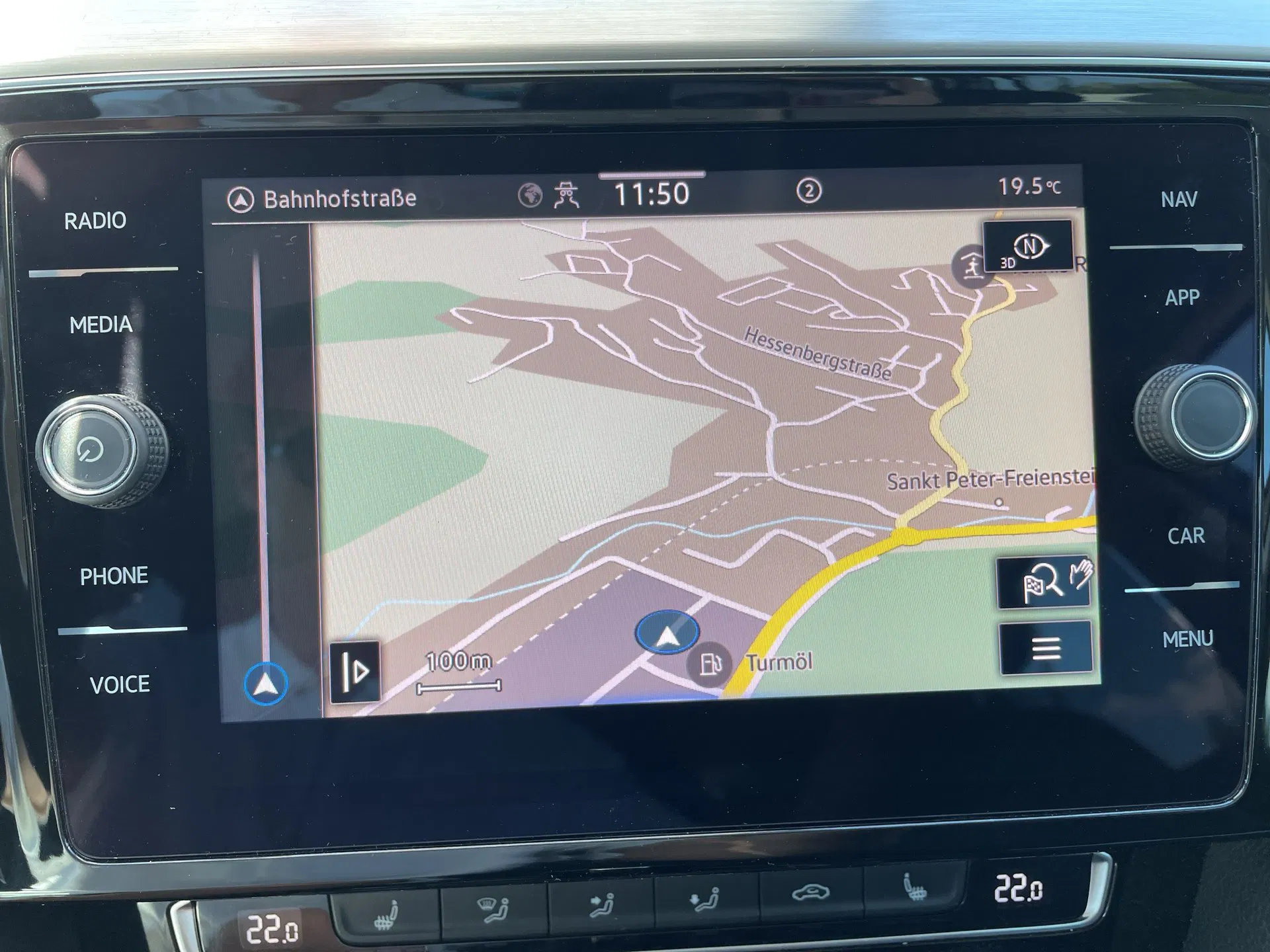 VW Passat Variant 2.0 TDI BMT Elegance | Bild 14 von 31