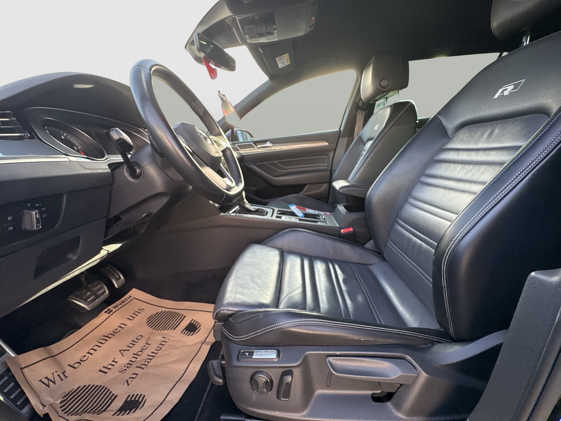 VW Passat Variant 2.0 TDI 4Motion BMT Business | Bild 11 von 23