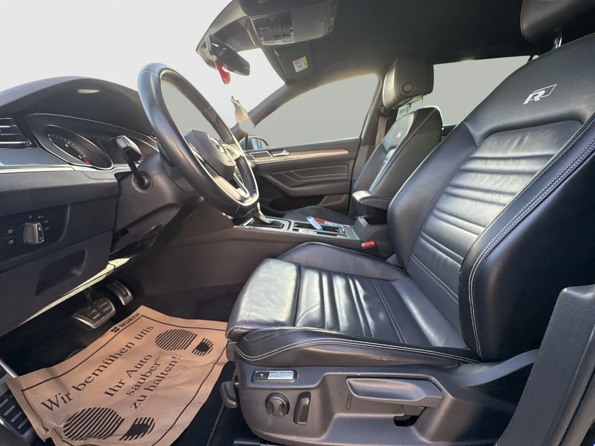 VW Passat Variant 2.0 TDI 4Motion BMT Business | Bild 11 von 23