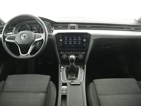VW Passat Variant 1.5 TSI BMT Business | Thumbnail 14 von 26