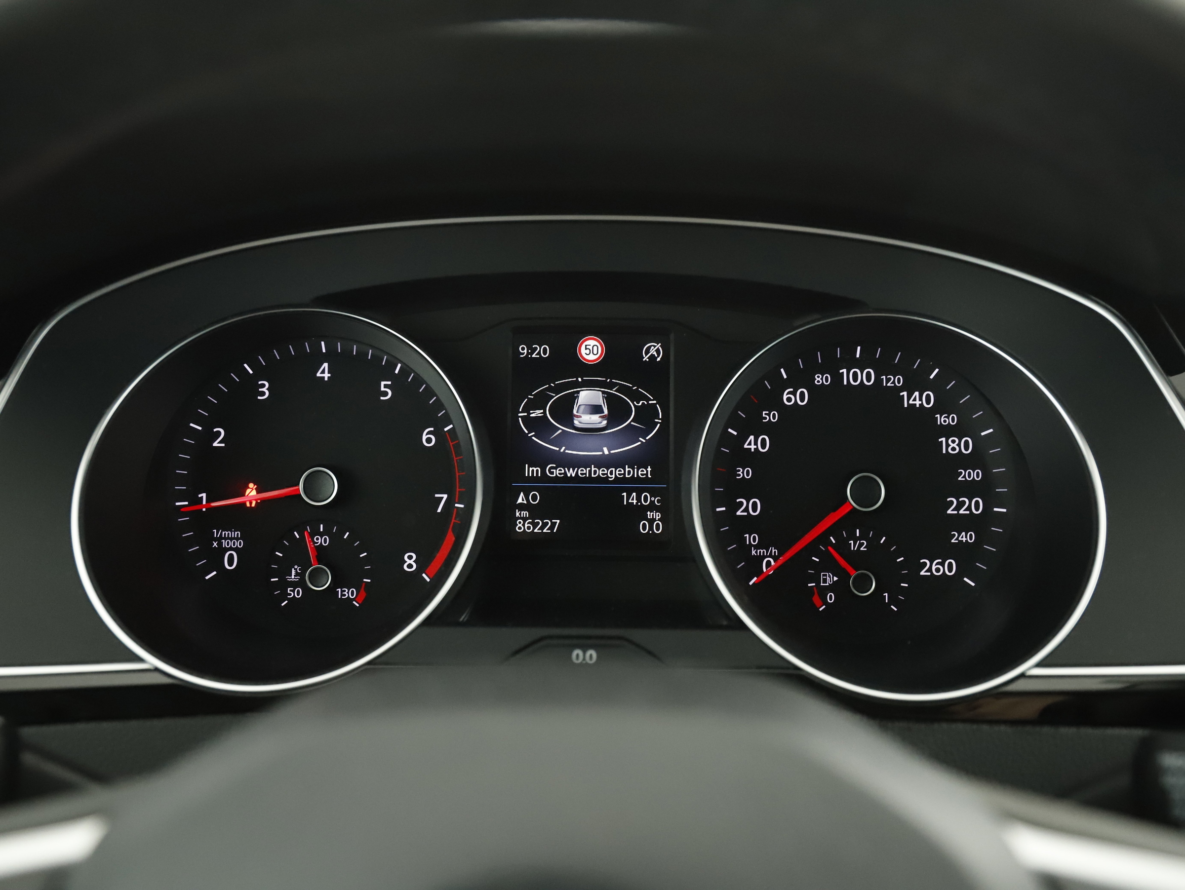 VW Passat Variant 1.5 TSI BMT Business | Bild 15 von 26