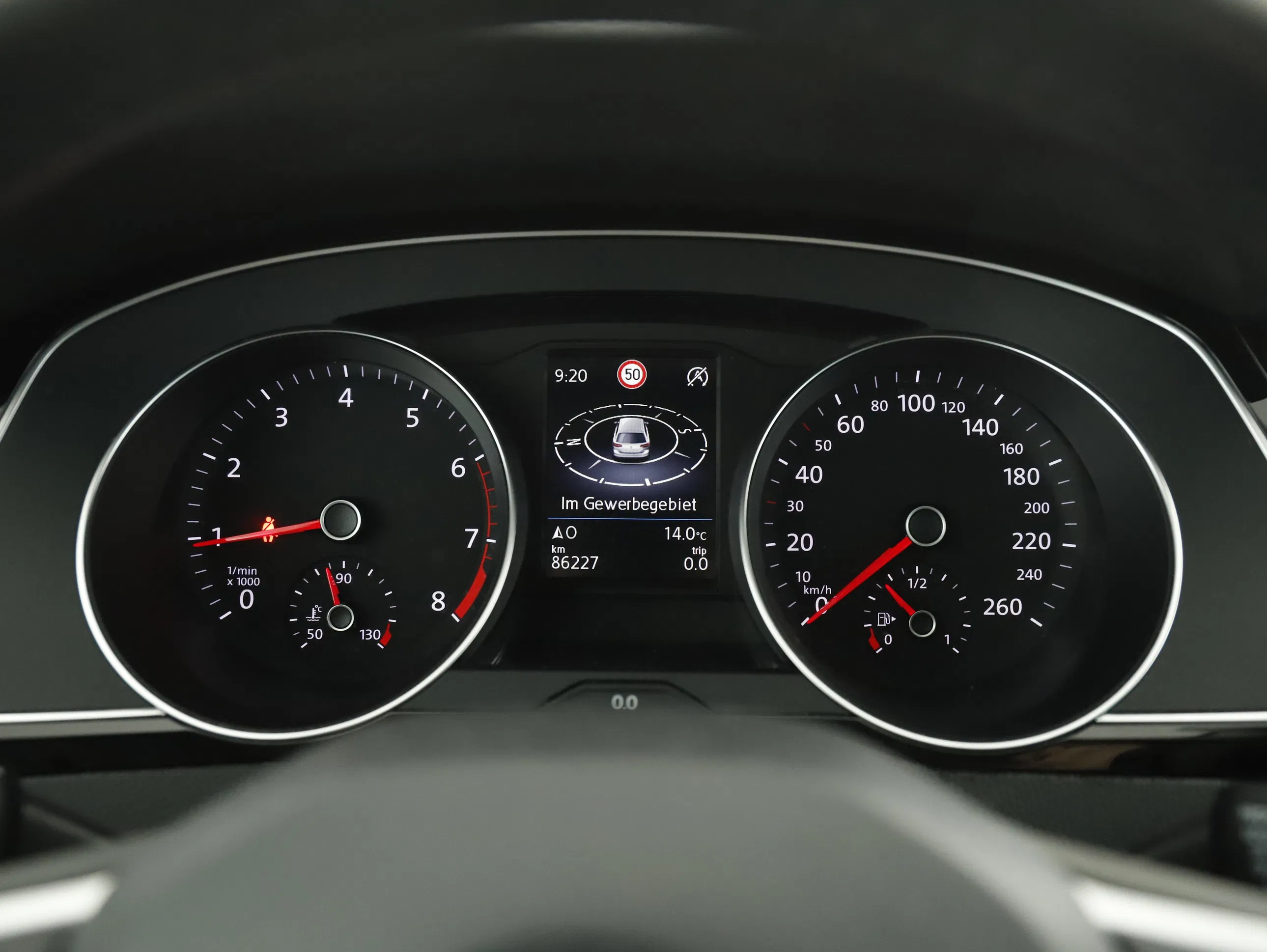 VW Passat Variant 1.5 TSI BMT Business | Bild 15 von 26