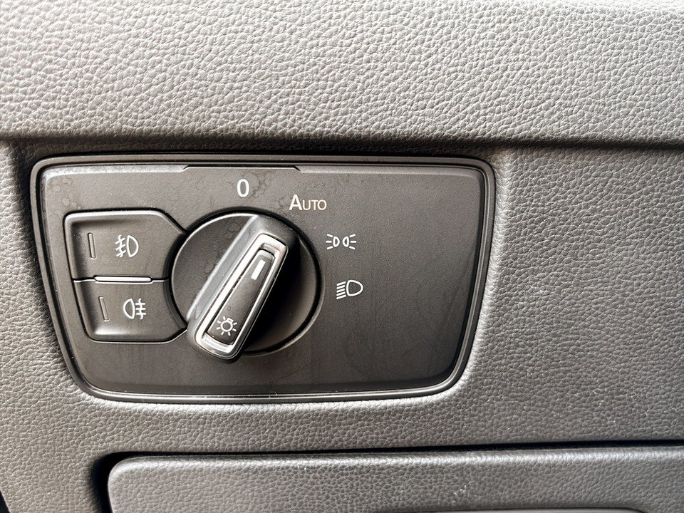 VW Passat Lim. 1.6 TDI | Bild 9 von 22