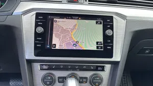 VW Passat Lim. 1.6 TDI | Thumbnail 17 von 22