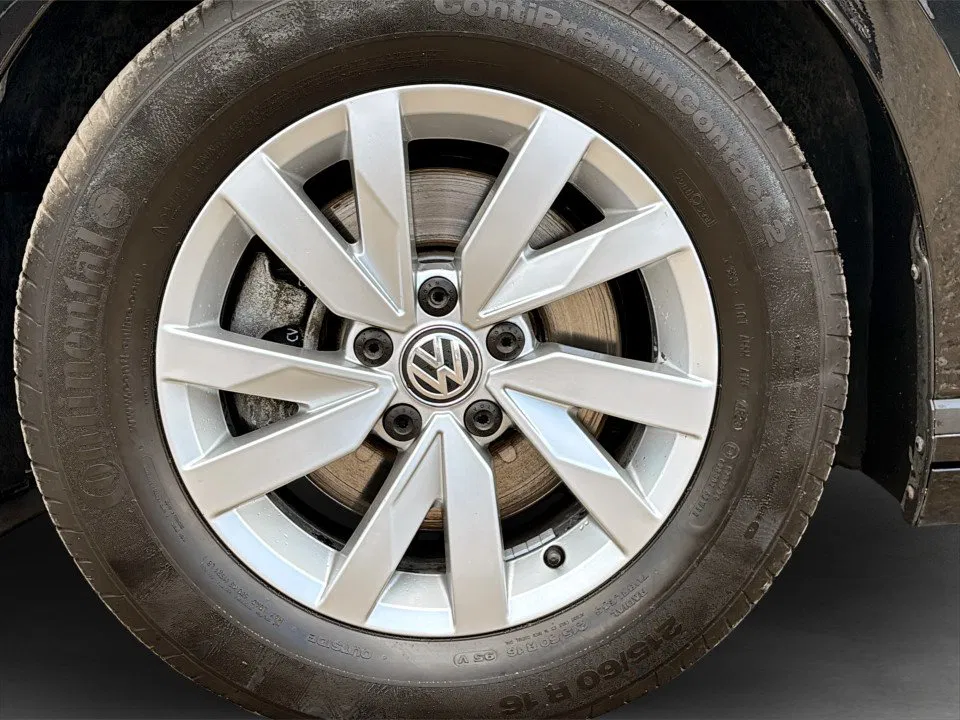 VW Passat Lim. 1.6 TDI | Bild 6 von 22
