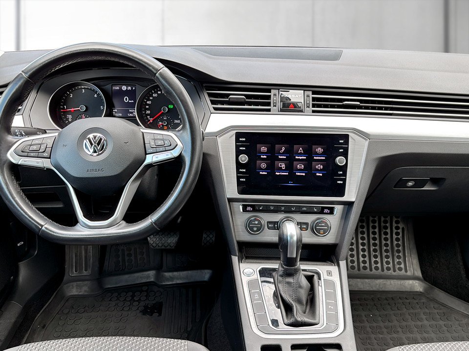 VW Passat Lim. 1.6 TDI | Bild 11 von 22