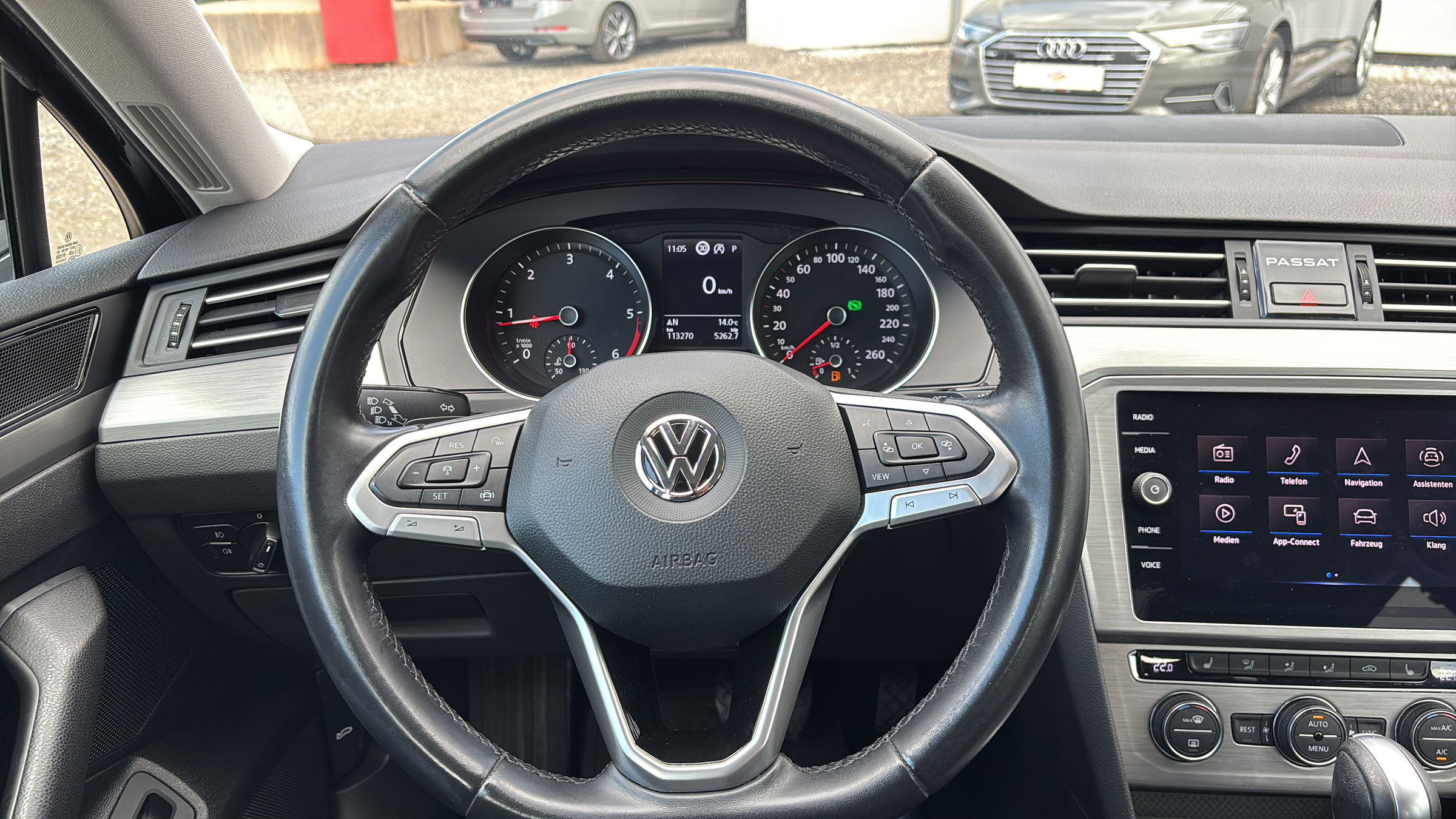 VW Passat Lim. 1.6 TDI | Bild 12 von 22