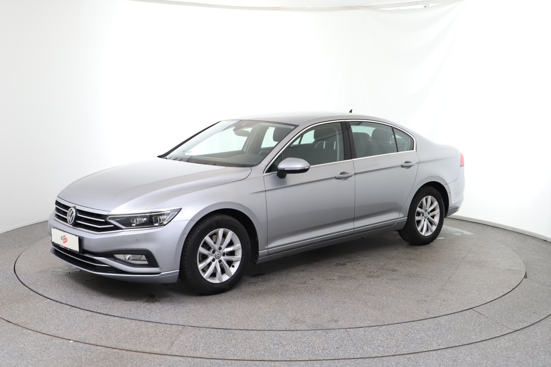 VW Passat 1.6 TDI BMT Business | Bild 2 von 31