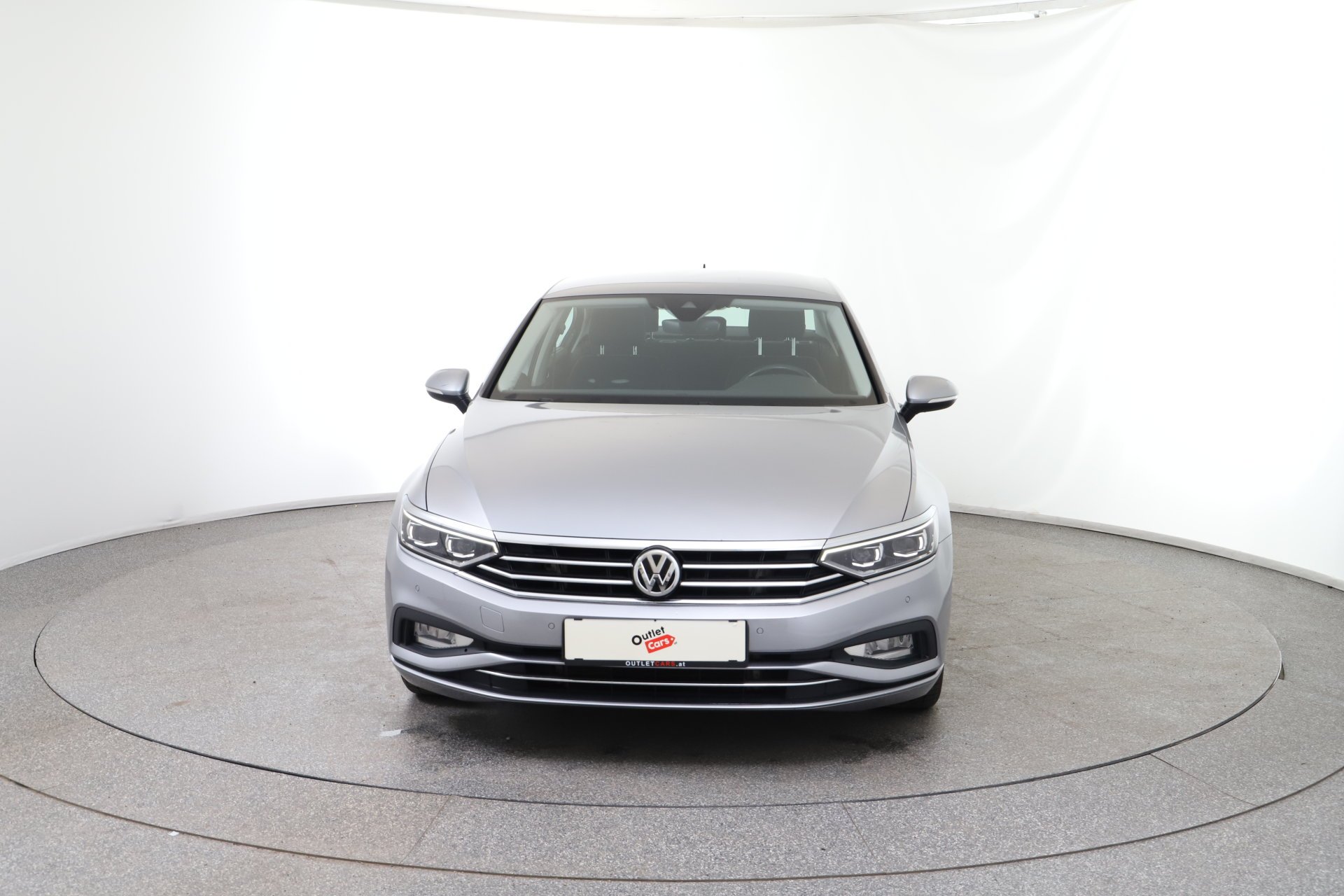 VW Passat 1.6 TDI BMT Business | Bild 9 von 31