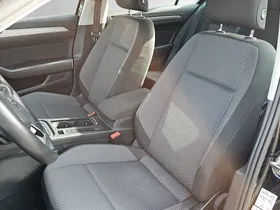 VW Passat 1.6 TDI DSG BMT | Thumbnail 9 von 19