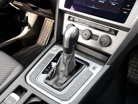 VW Passat 1.6 TDI DSG BMT | Thumbnail 17 von 19
