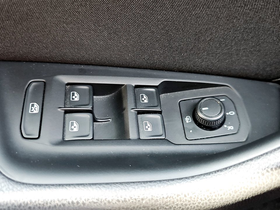 VW Passat 1.6 TDI DSG BMT | Bild 8 von 19
