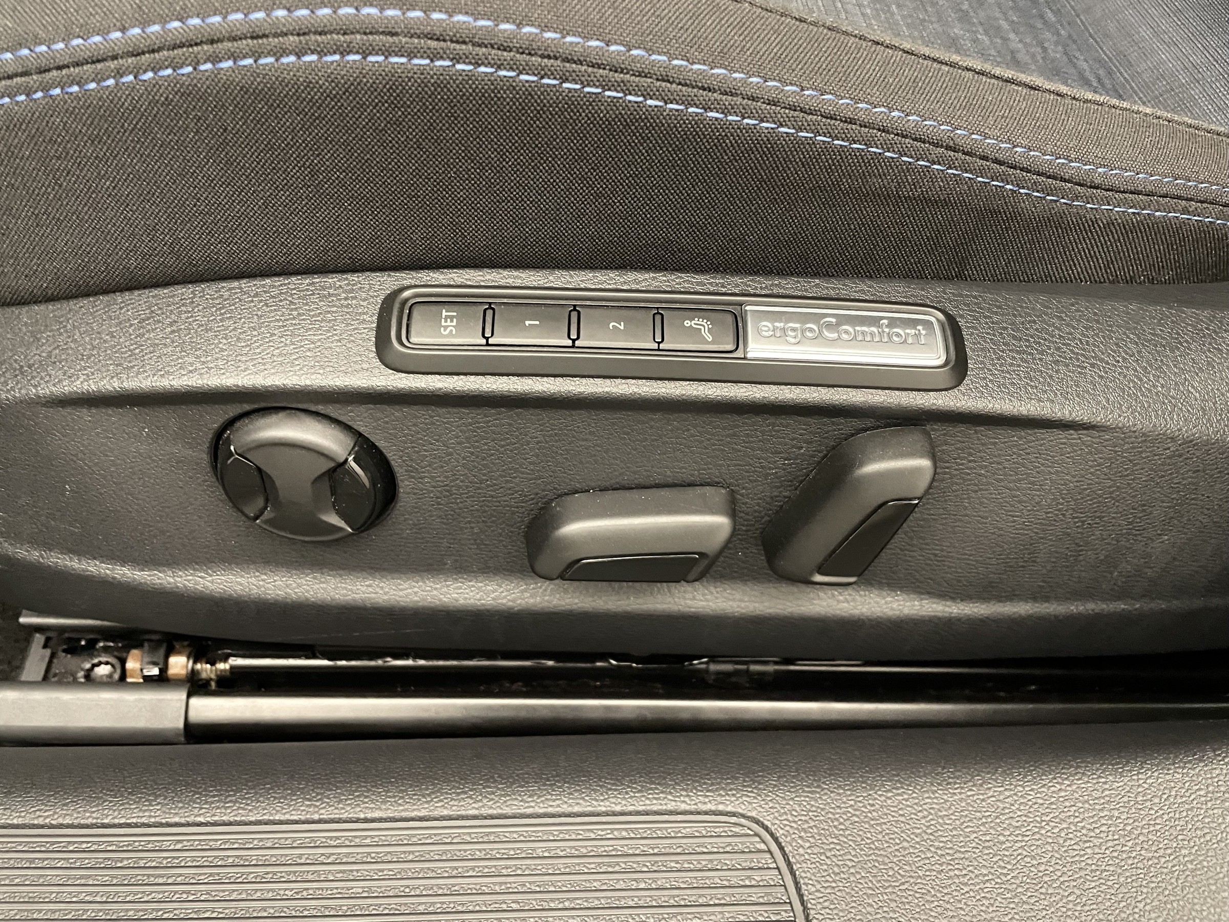 VW Passat 1.4 TSI GTE | Bild 24 von 31