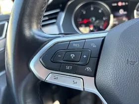 VW Passat Variant Highline TDI SCR DSG | Thumbnail 13 von 27