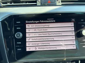 VW Passat Variant Highline TDI SCR DSG | Thumbnail 18 von 27