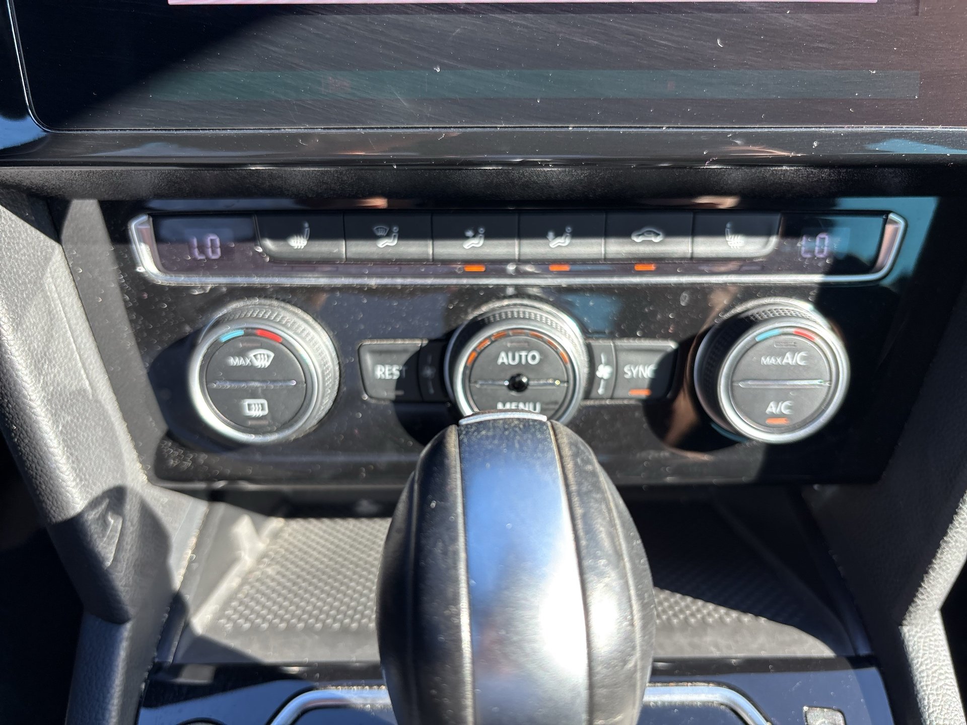 VW Passat Variant Highline TDI SCR DSG | Bild 19 von 27