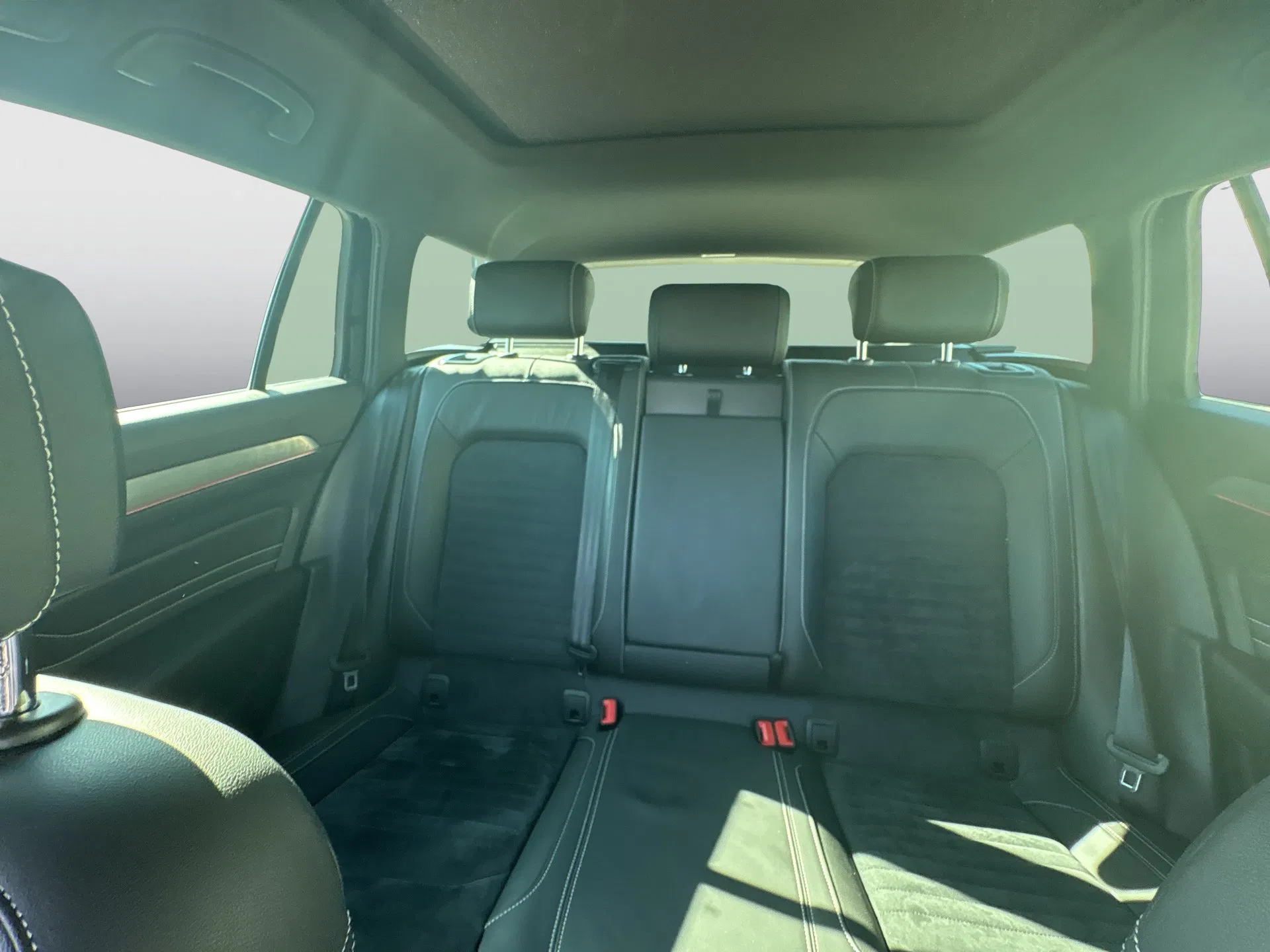 VW Passat Variant Highline TDI SCR DSG | Bild 22 von 27