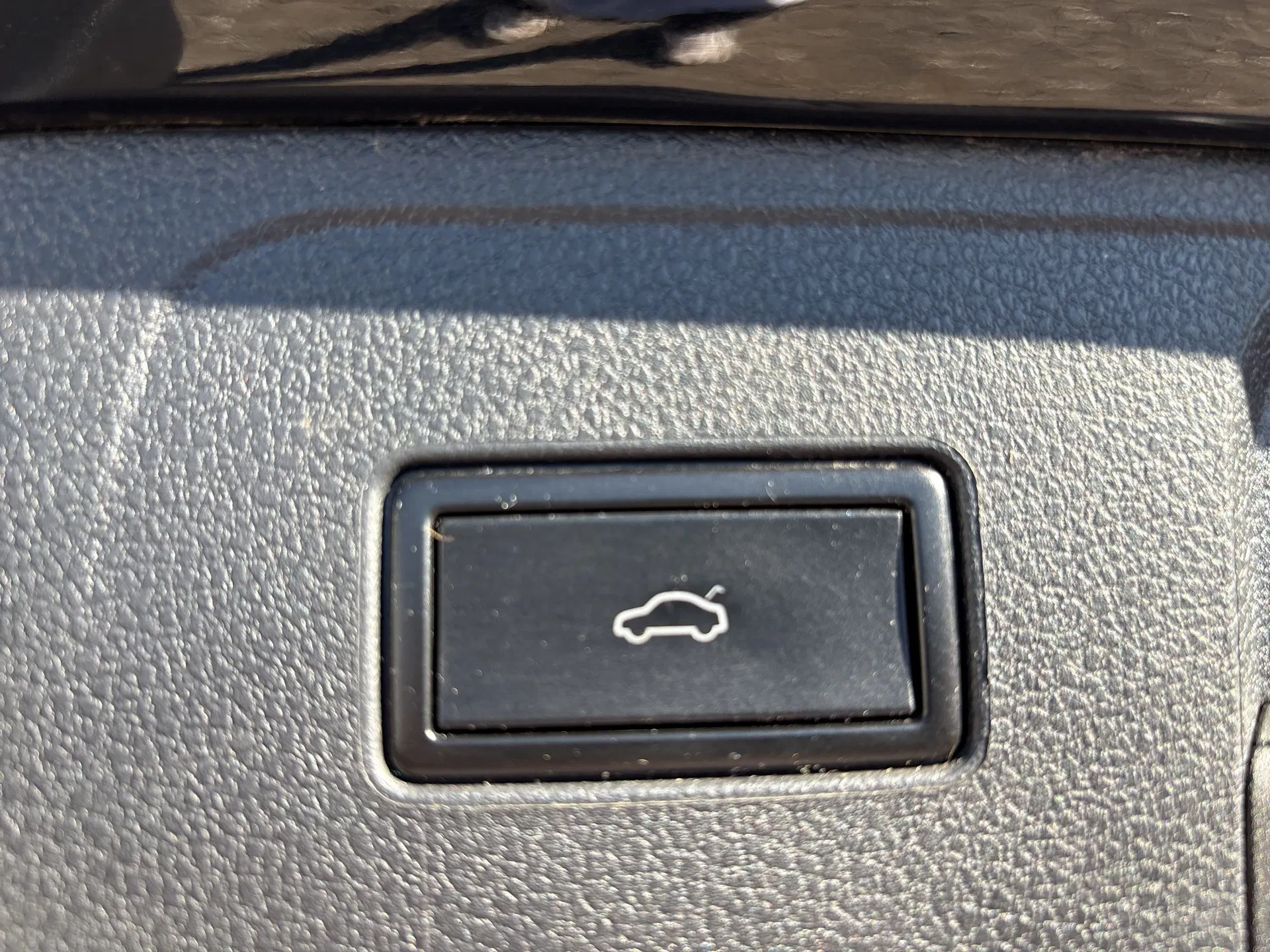 VW Passat Variant Highline TDI SCR DSG | Bild 25 von 27