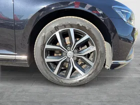 VW Passat Variant Highline TDI SCR DSG | Thumbnail 7 von 27