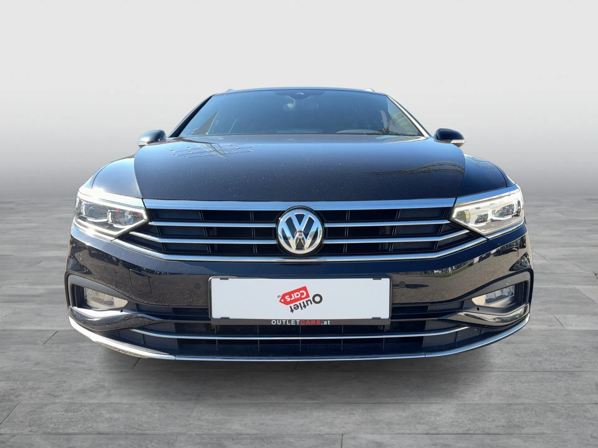 VW Passat Variant Highline TDI SCR DSG | Bild 8 von 27
