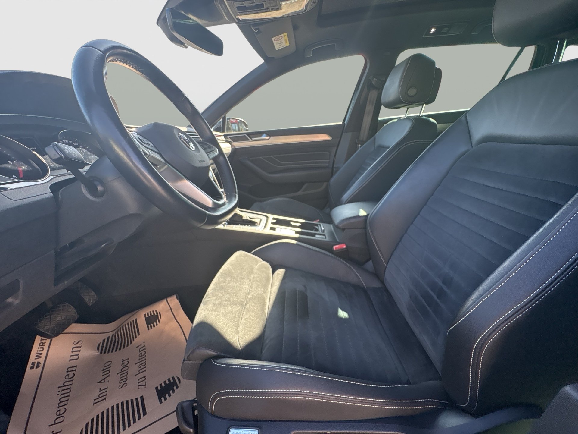 VW Passat Variant Highline TDI SCR DSG | Bild 10 von 27