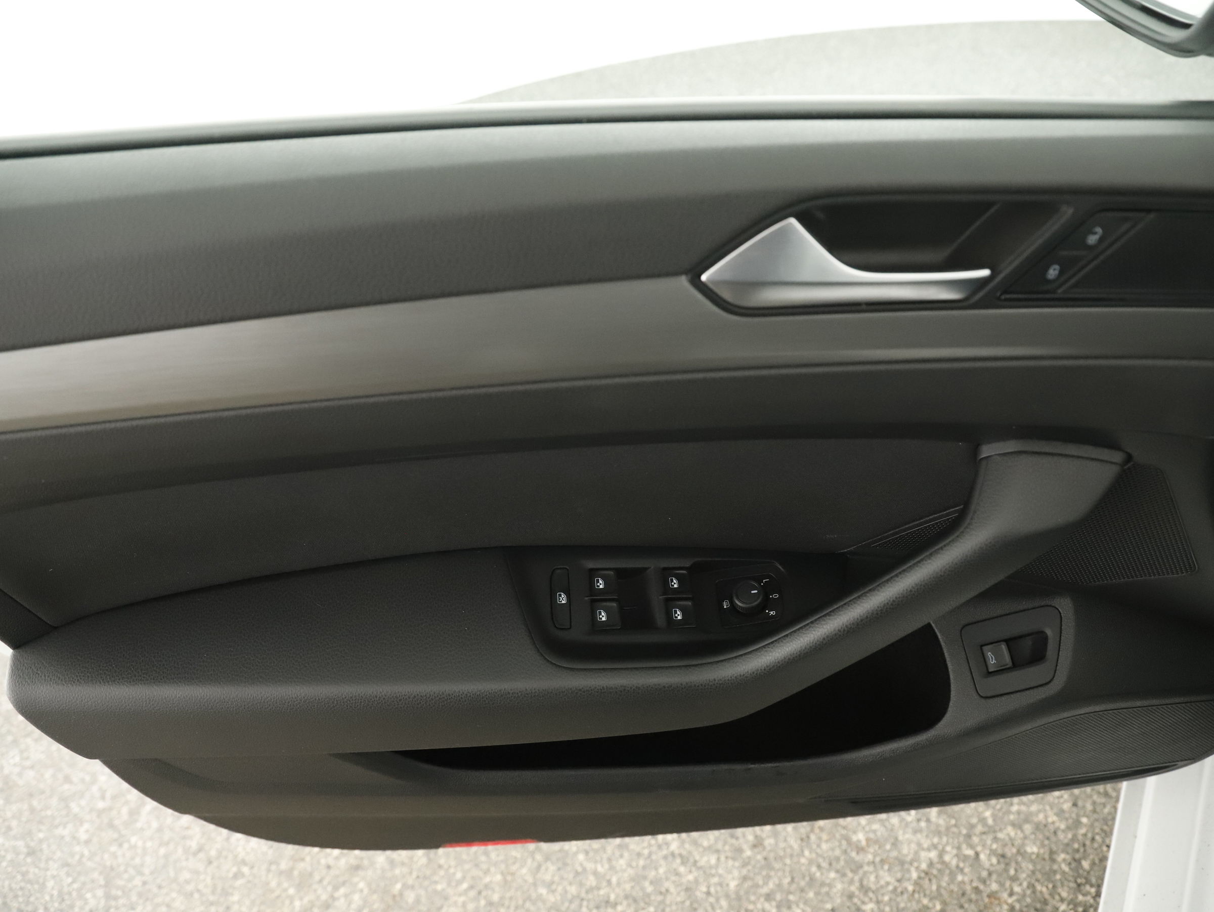 VW Passat Variant 2.0 TDI BMT | Bild 11 von 30