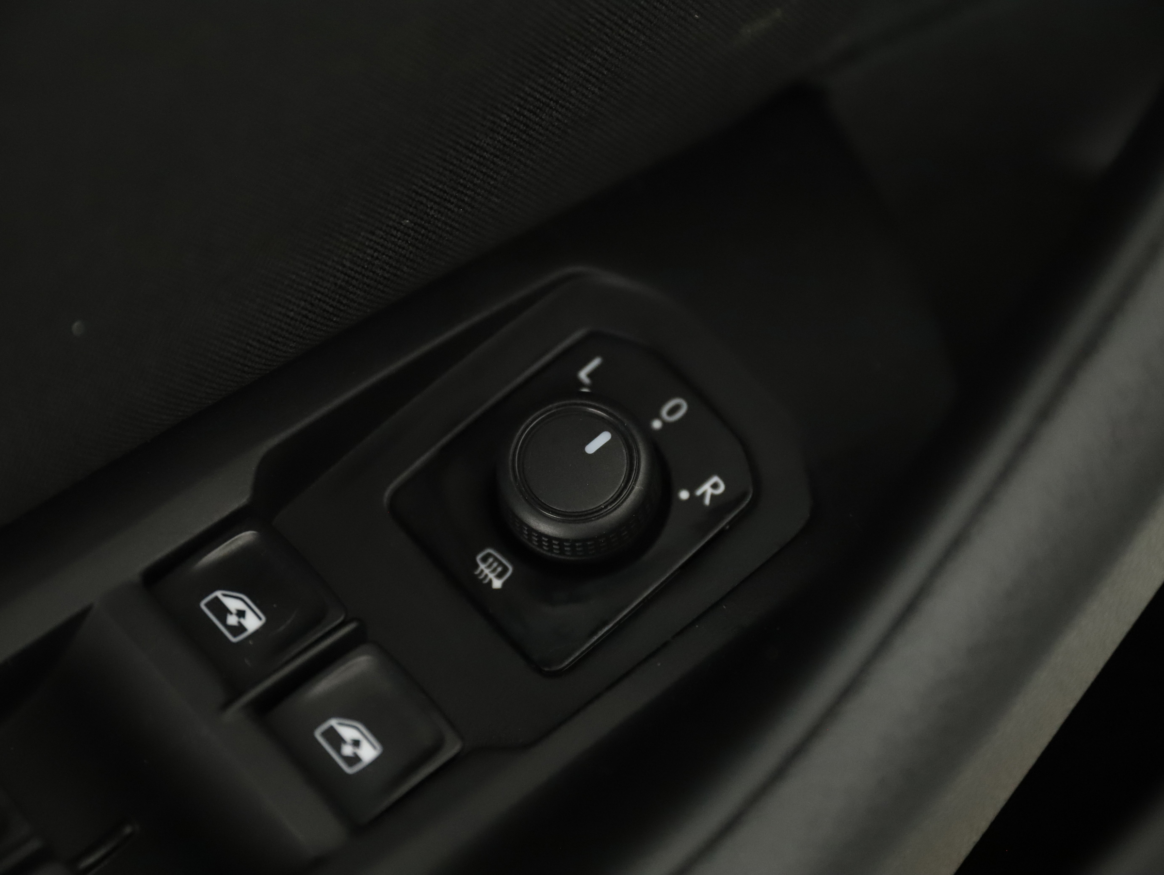 VW Passat Variant 2.0 TDI BMT | Bild 13 von 30