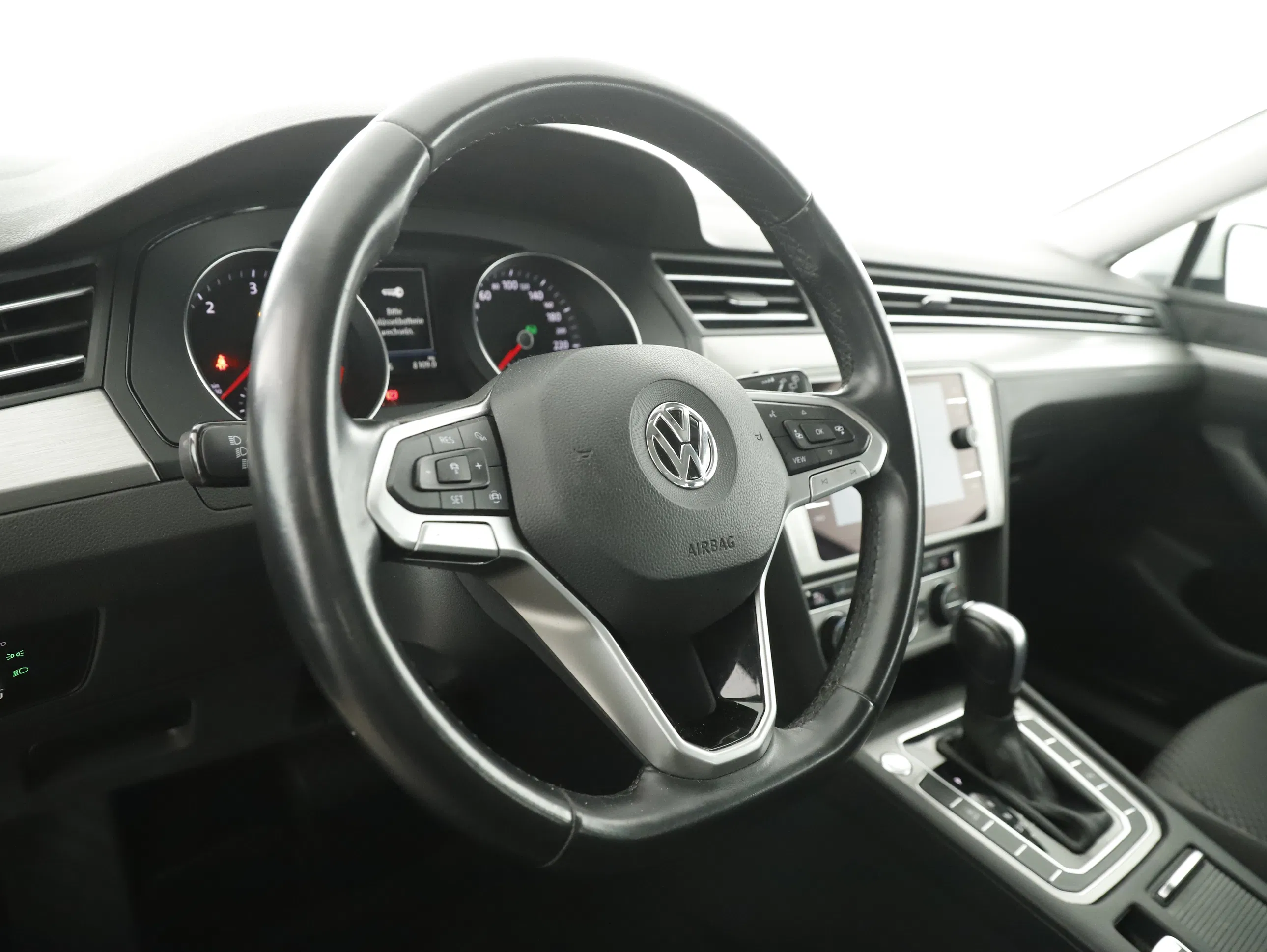 VW Passat Variant 2.0 TDI BMT | Bild 15 von 30